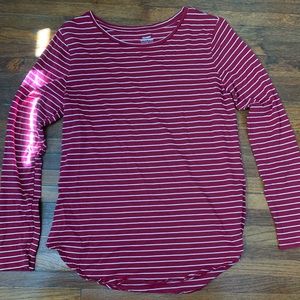 Old Navy long sleeve tee